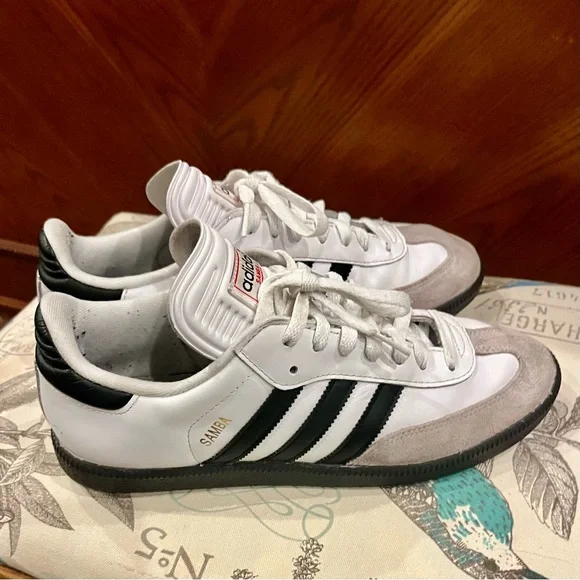 adidas Samba White and Black Sneakers - Picture 3 of 7